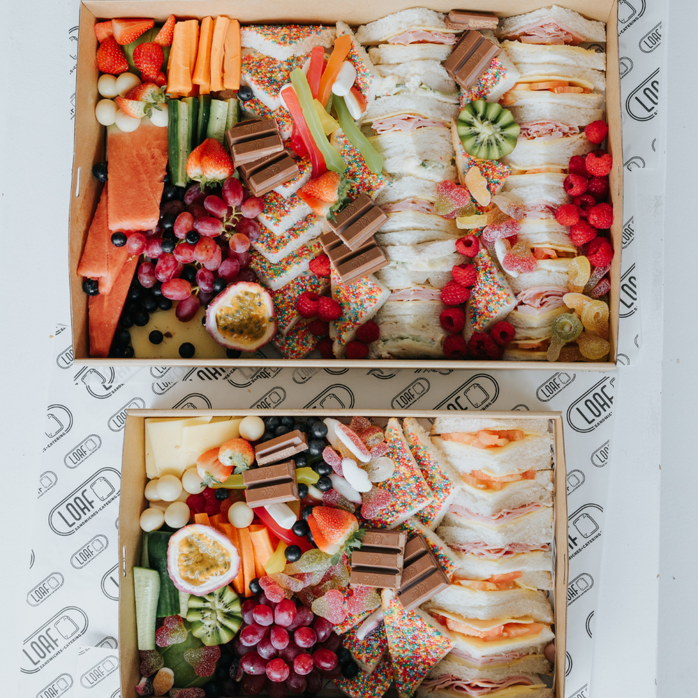 
                  
                    KIDS MIXED PLATTER
                  
                