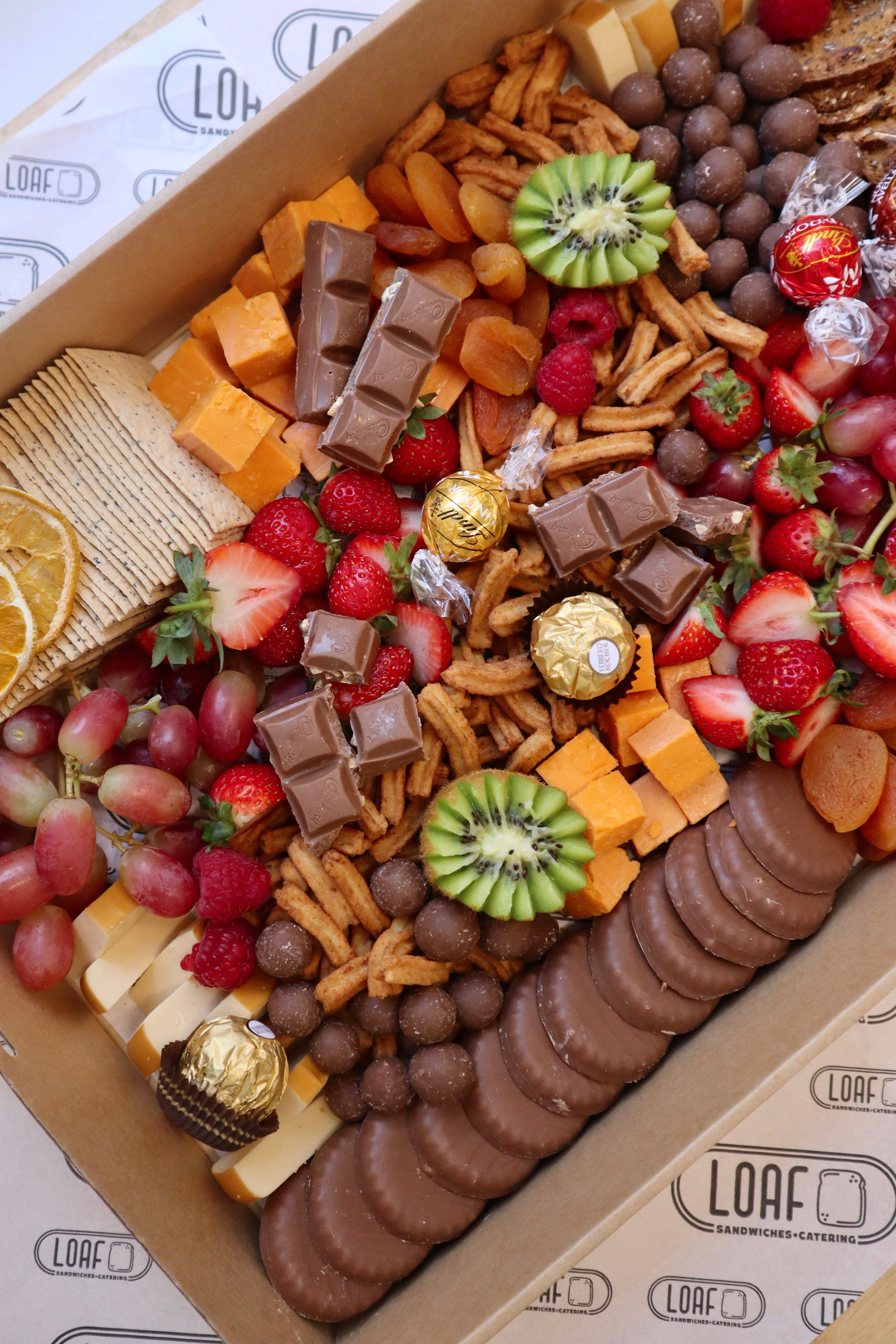 CHEESE & CHOCOLATE PLATTER