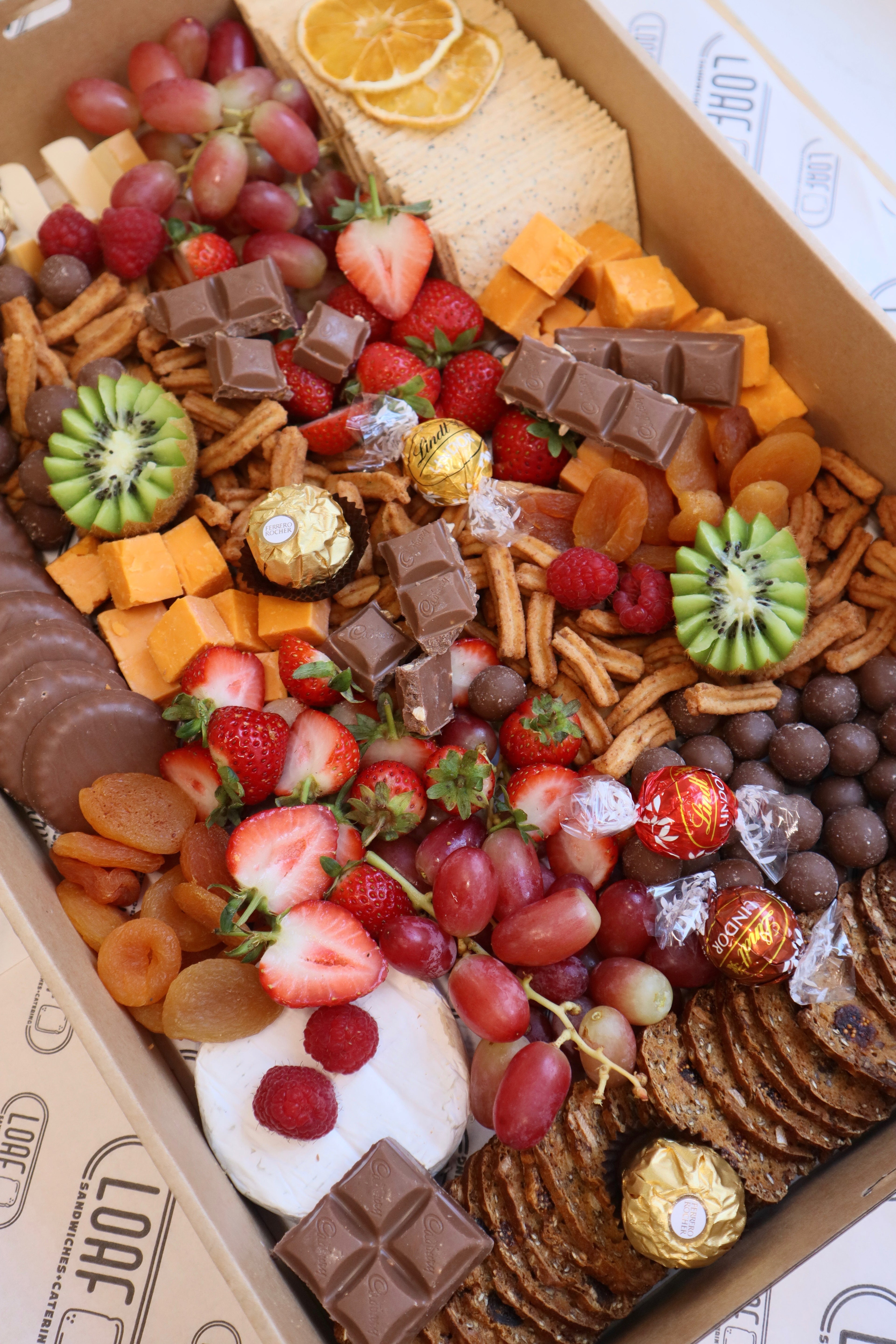 CHEESE & CHOCOLATE PLATTER