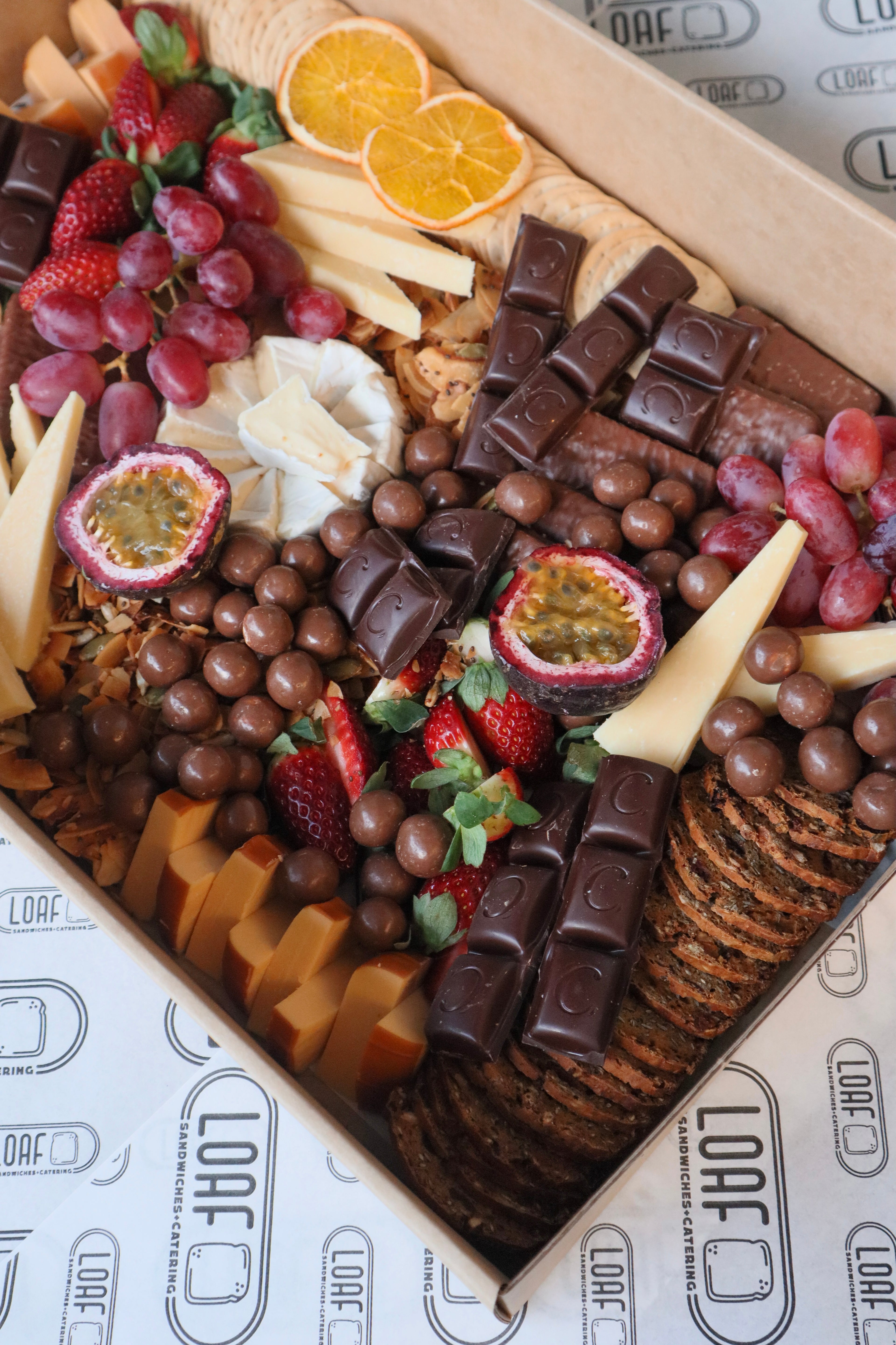 CHEESE & CHOCOLATE PLATTER