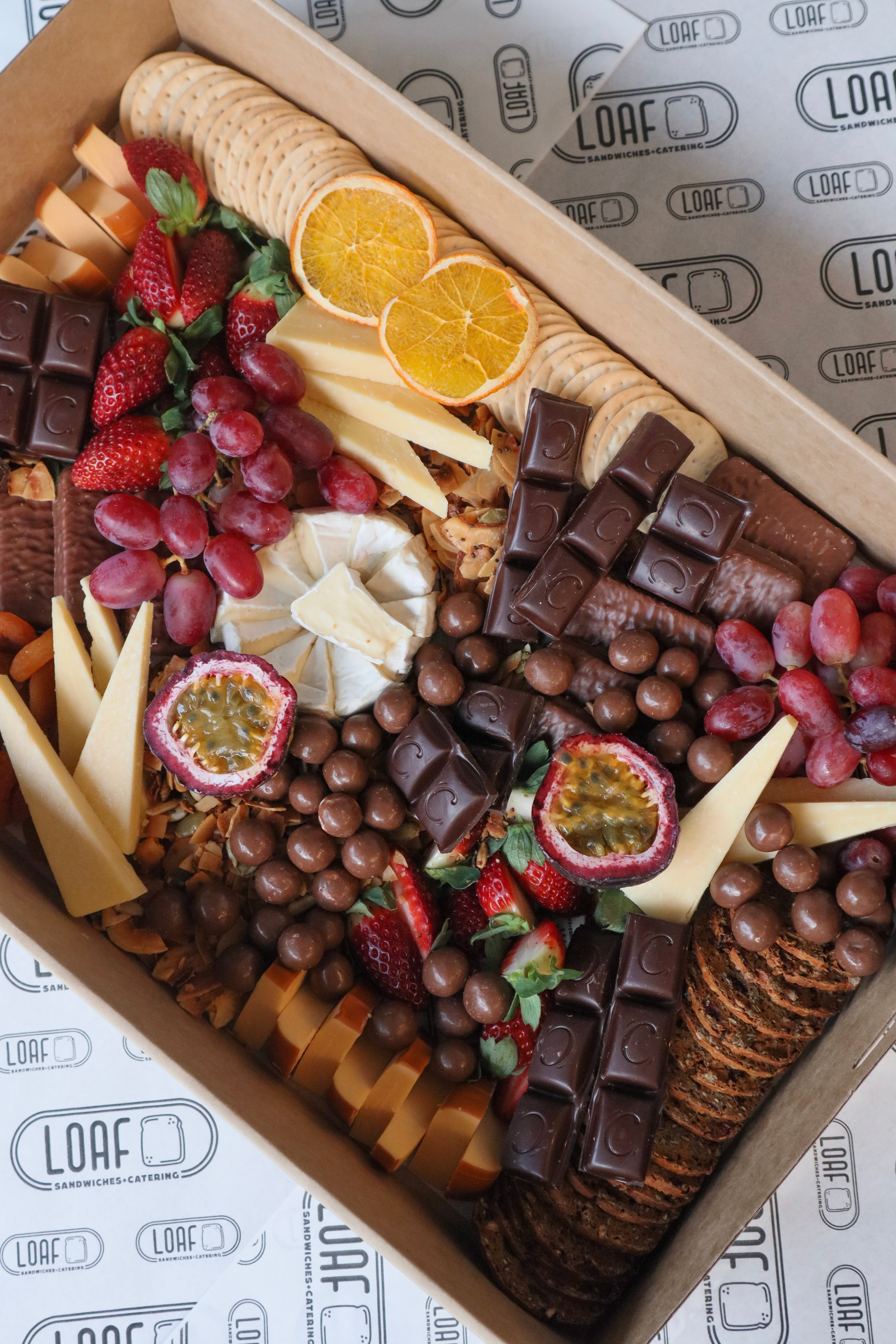 CHEESE & CHOCOLATE PLATTER