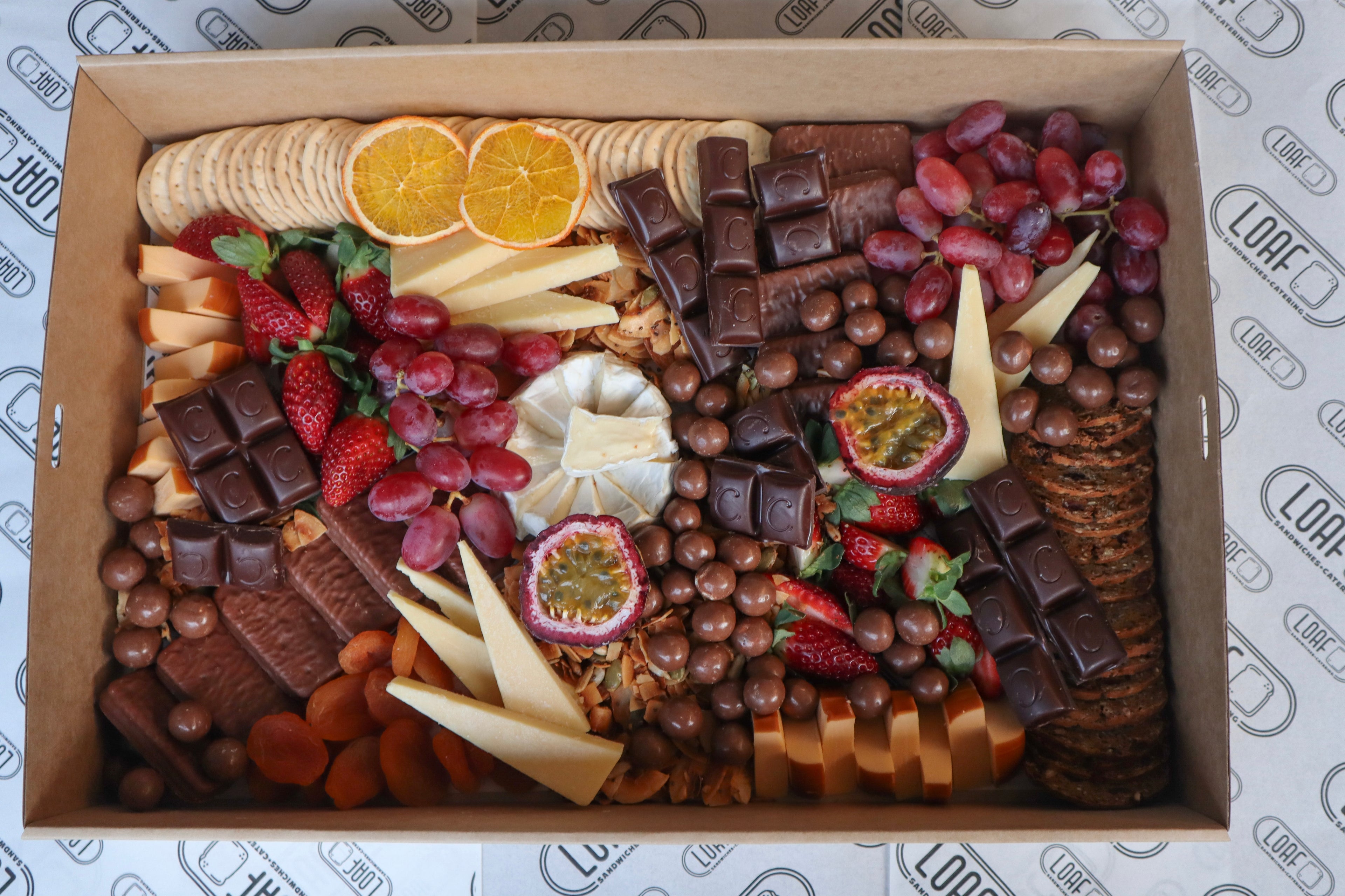 CHEESE & CHOCOLATE PLATTER