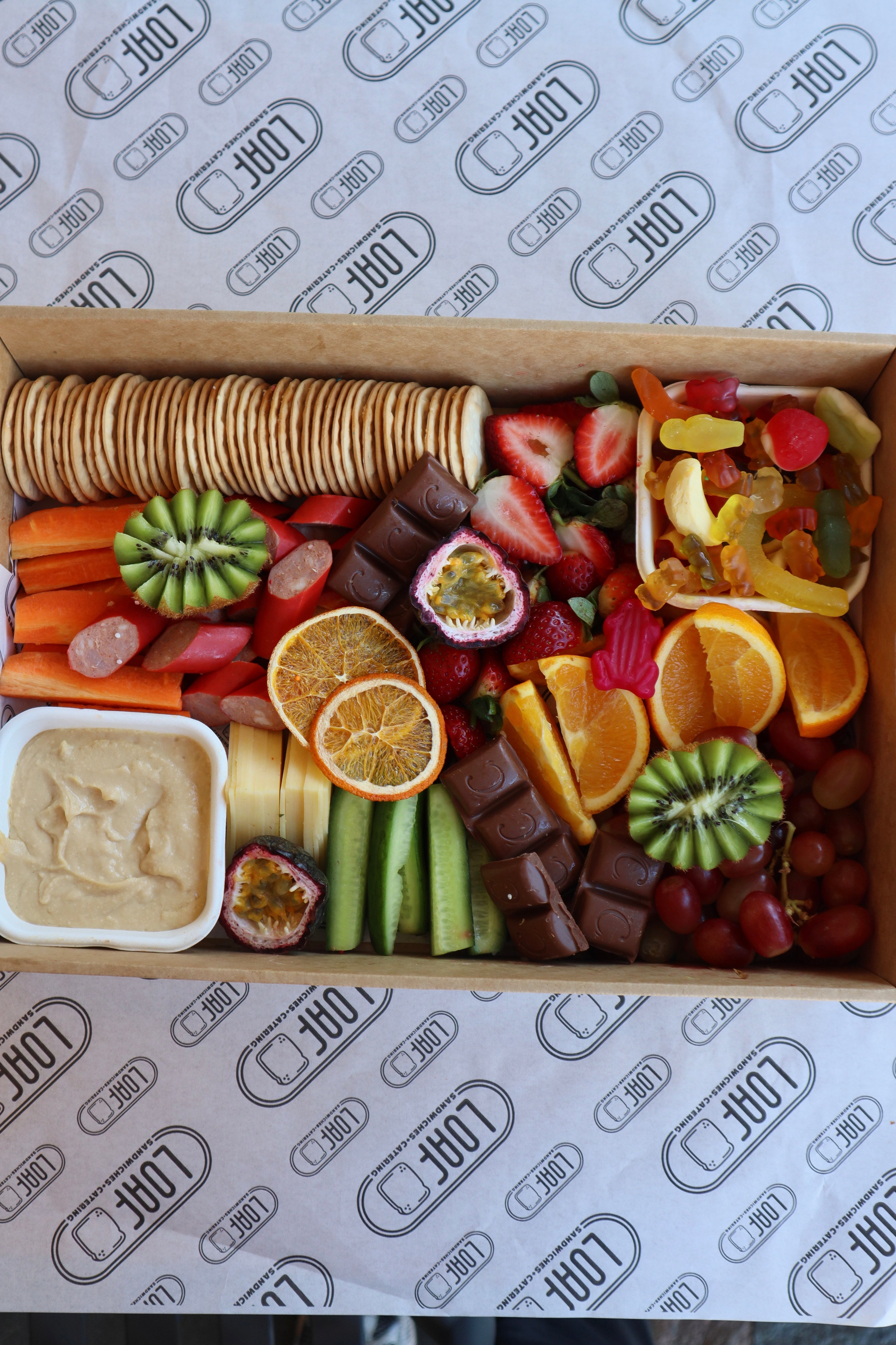 KIDS GRAZING PLATTER