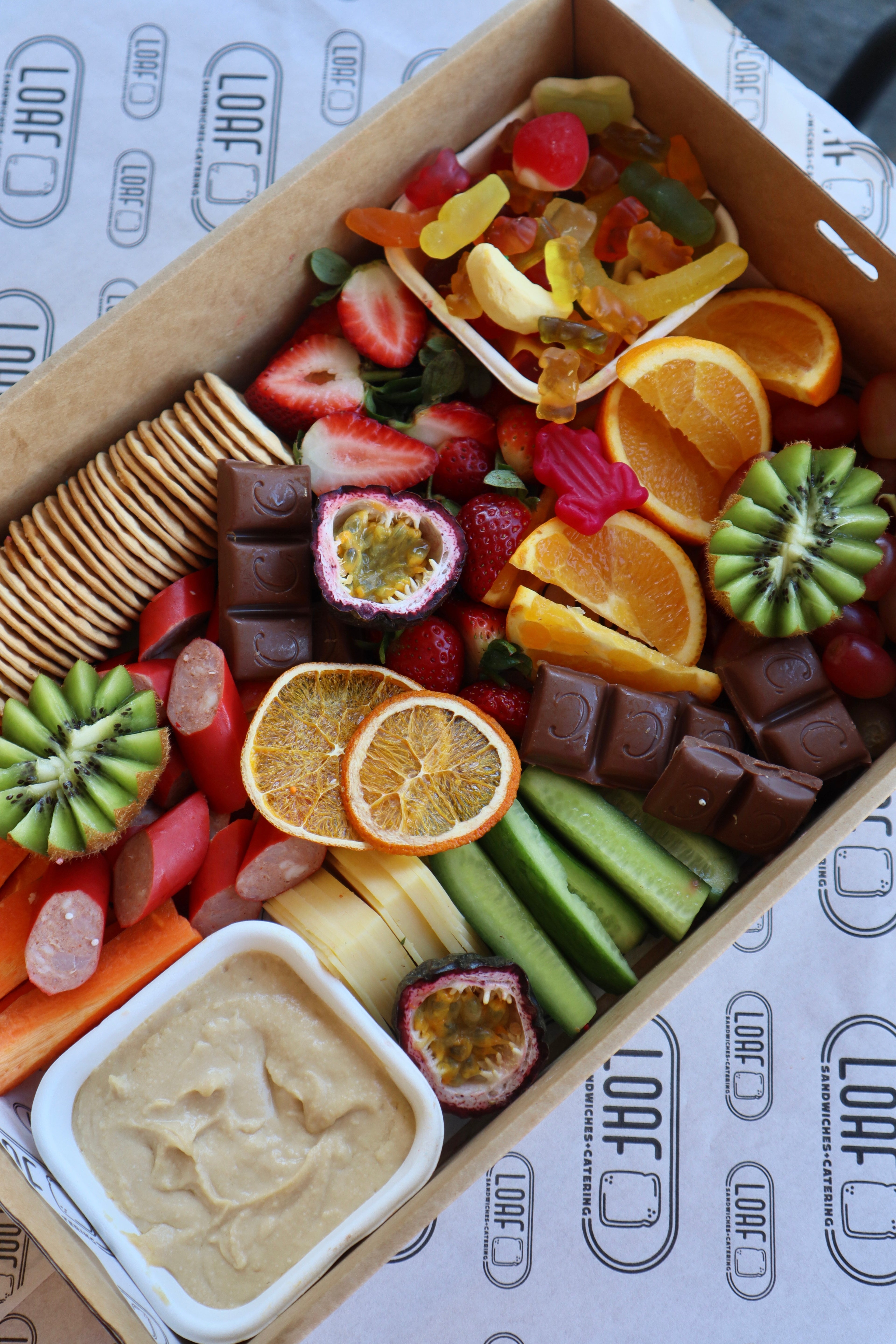 KIDS GRAZING PLATTER
